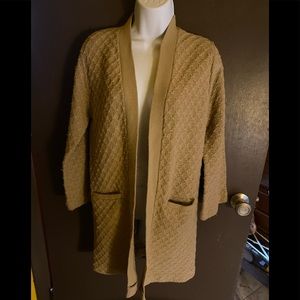 😍 Vintage Handmade Hand knit tan cardigan sweater